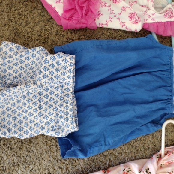 BUNDLE Of Girls 9 Month Summer Clothes - Picture 5 of 8